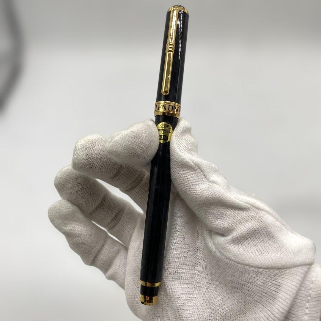 バレンチノ ガラヴァーニ（Valentino Garavani）万年筆