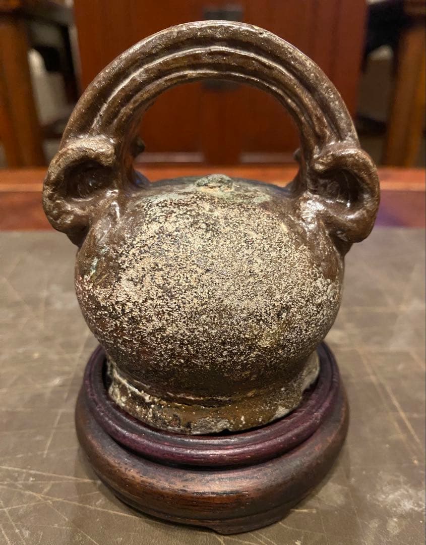 ベトナム　クアンドゥック陶器鑑賞台付　一輪挿し　ヴィンテージ　レア 茶器小物