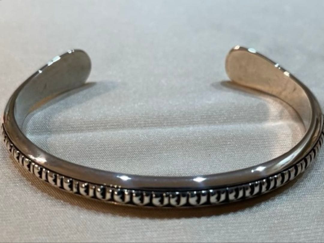 ナバホ　シルバーバングル　ライルセカテロ作　ハーフラウンド　内周16.5cm