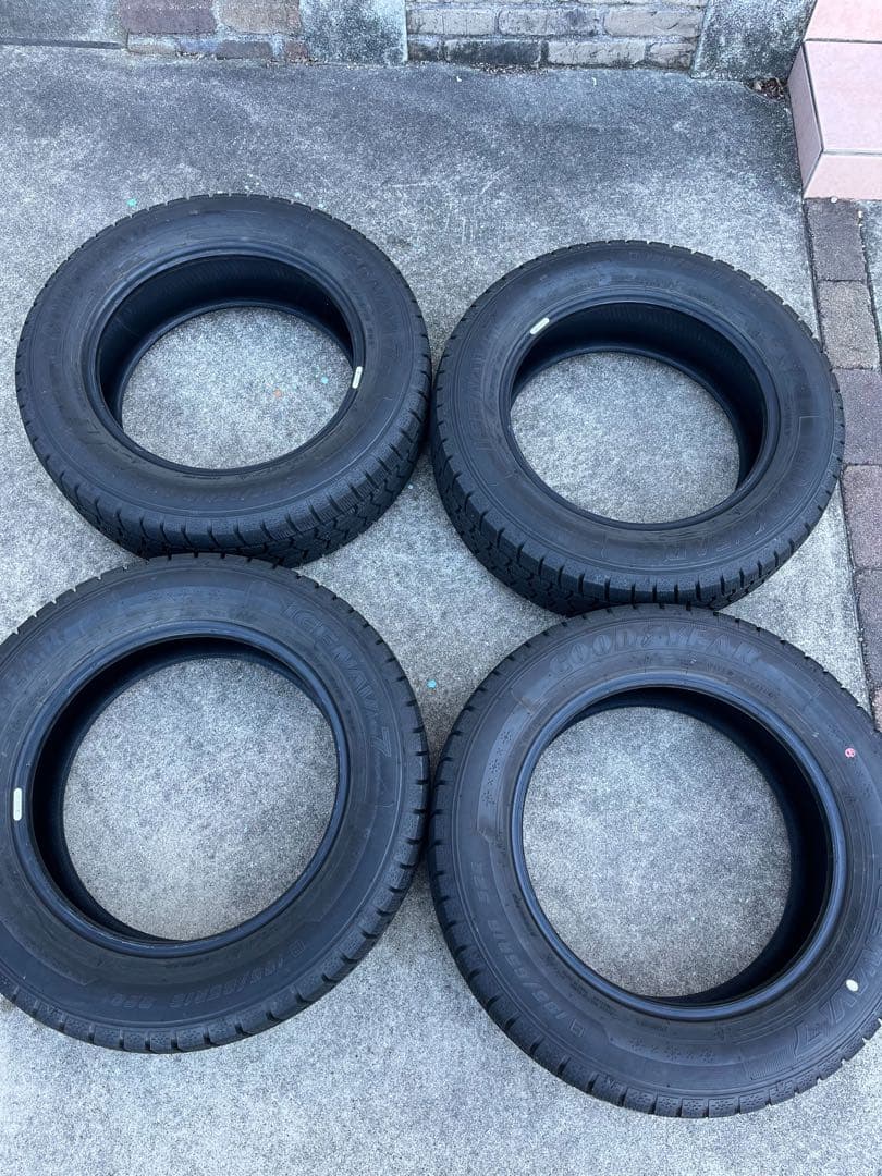 【着払い】195/65R/16 GOODYEAR スタッドレス　4本セット