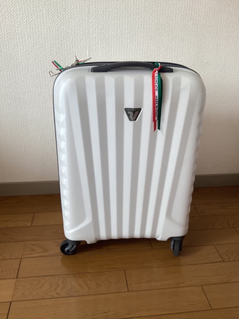 RONCATOイタリア製スーツケース軽量