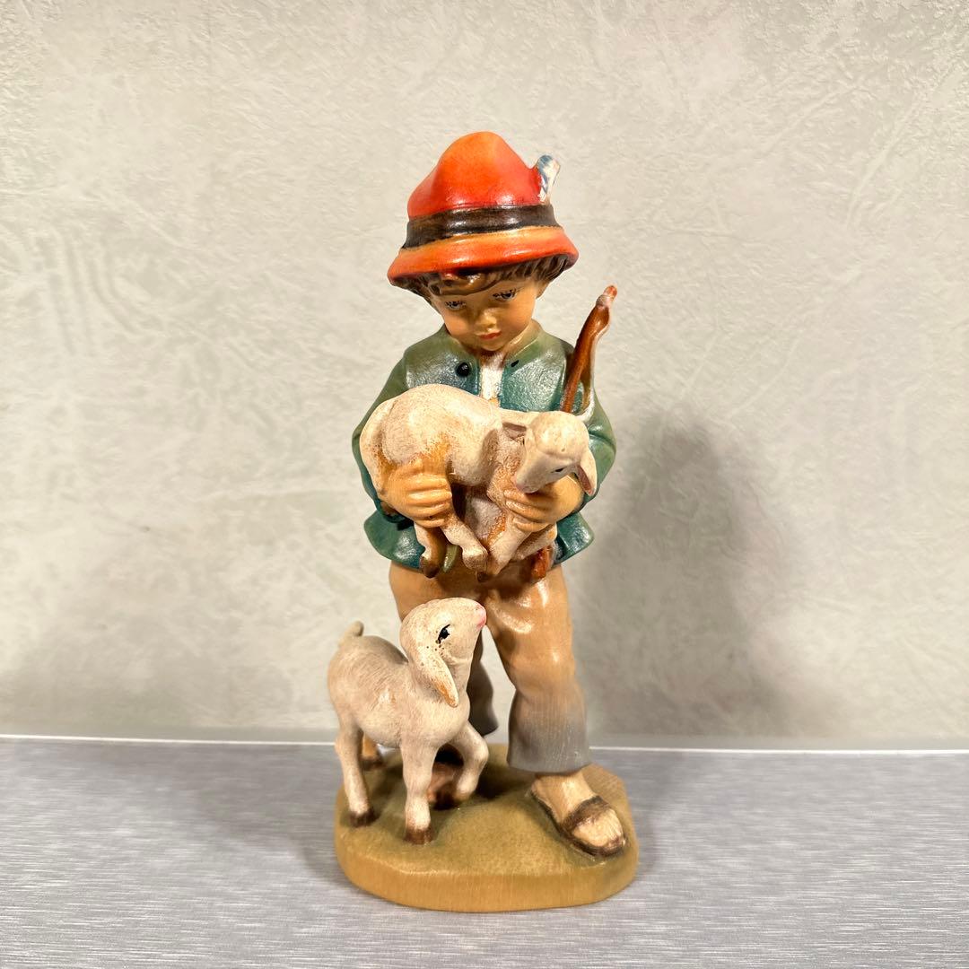 イタリア　Conrad Moroder社　木彫り人形　 写真追加しました