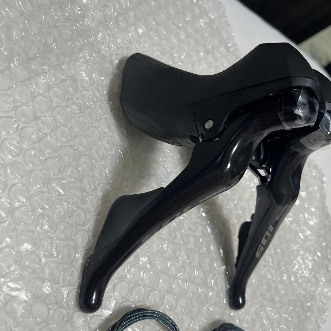 新品未使用シマノ ST-R7000 左右シフターセット 2x11S 105機械式