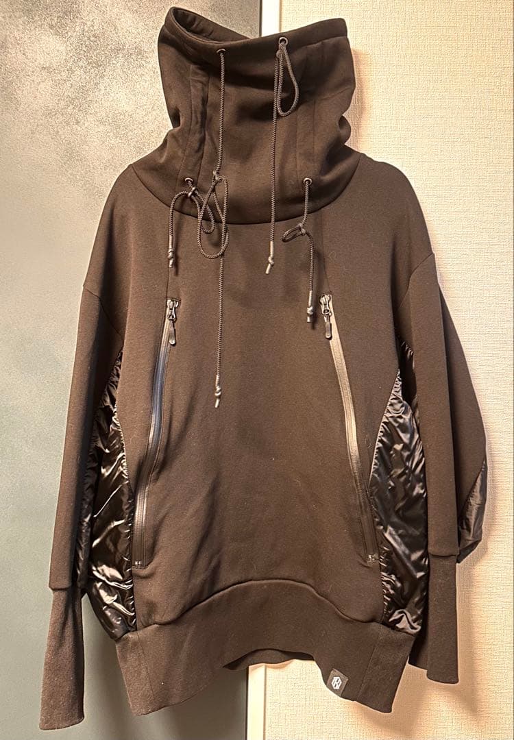 【中古品】SWITCHBLADE ハイネック パーカー