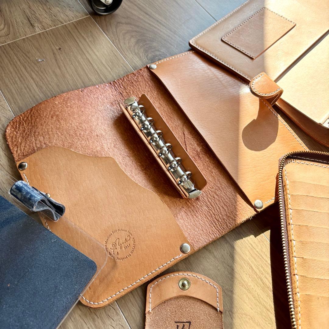 【さる】【まとめ買い】レザー小物各種（中古）