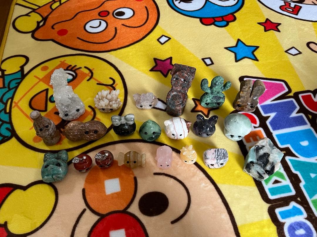 天然石 おめめちゃん