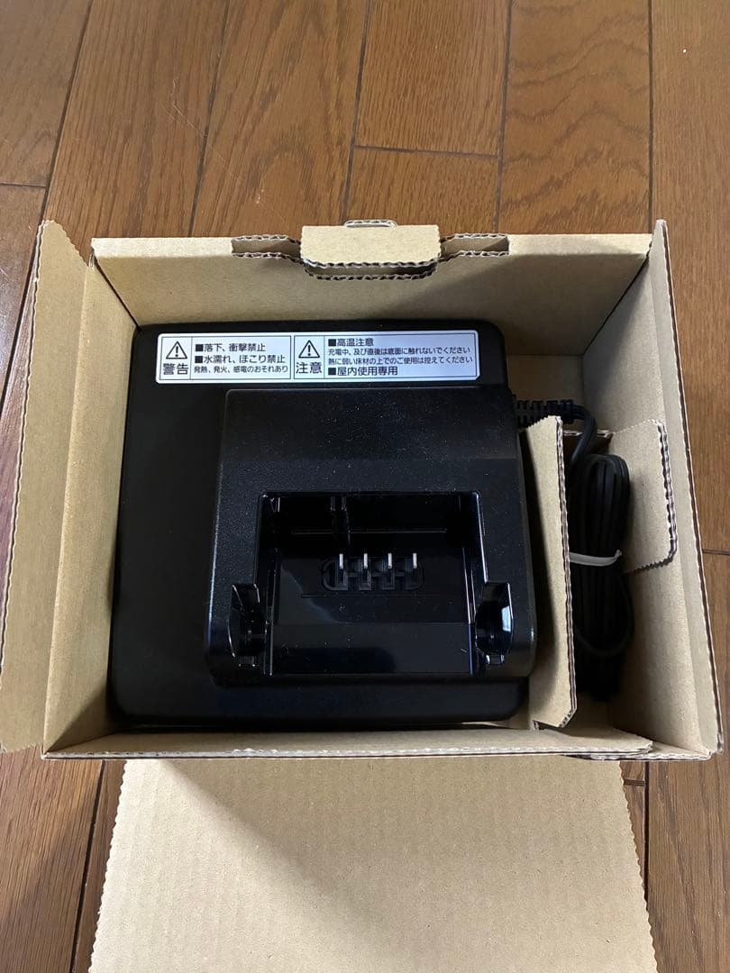 みっちゃんさん専用　Panasonic NKJ075Z 充電器