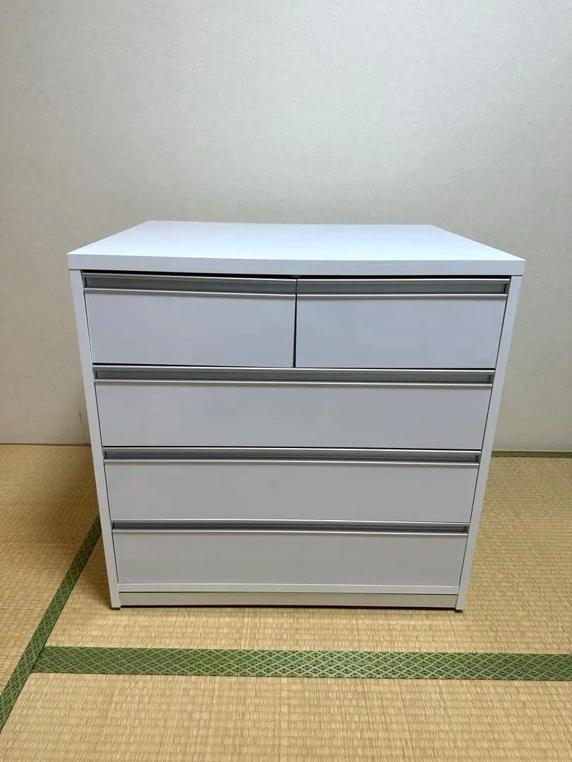 ディノス　クローゼット　押し入れ　タンス　隠しキャスター付き