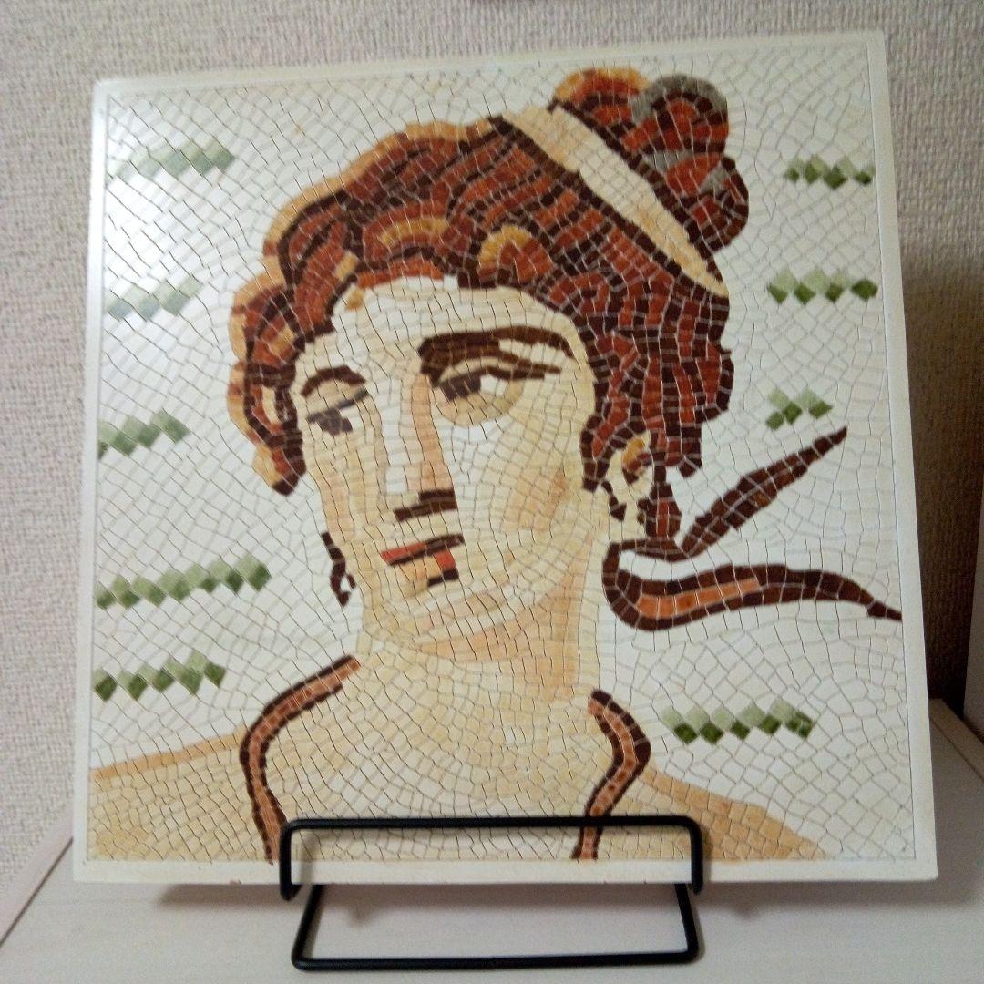 チュニジア　モザイクタイル画　女神