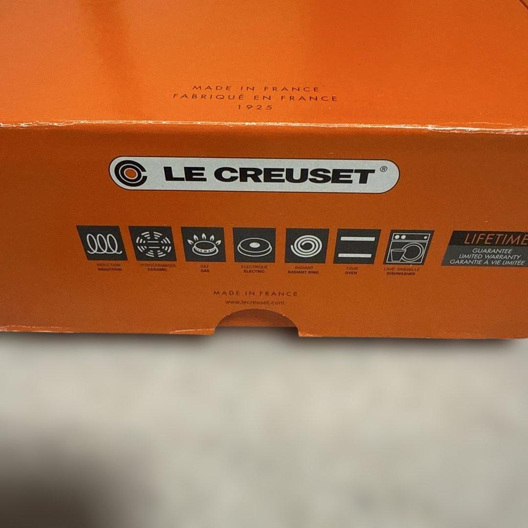 LE CREUSET レッド ホーロー鍋 約22cm