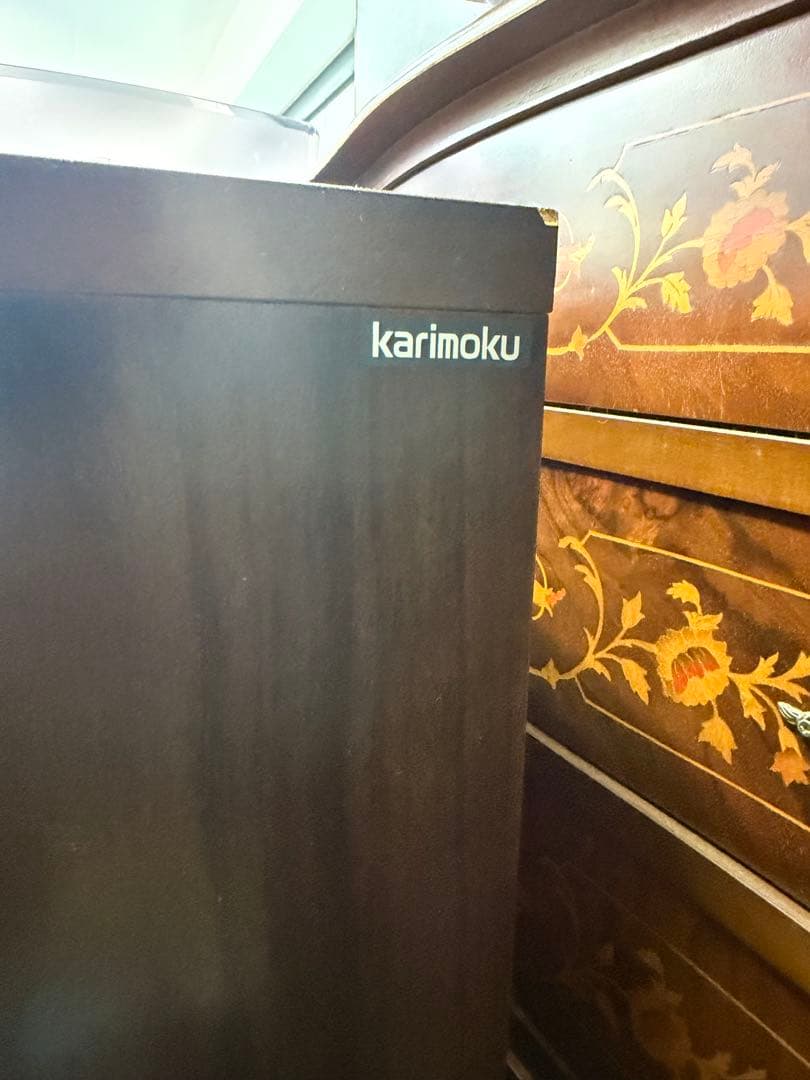 カリモク ブラウン木製チェスト 4段引き出し コロニアル