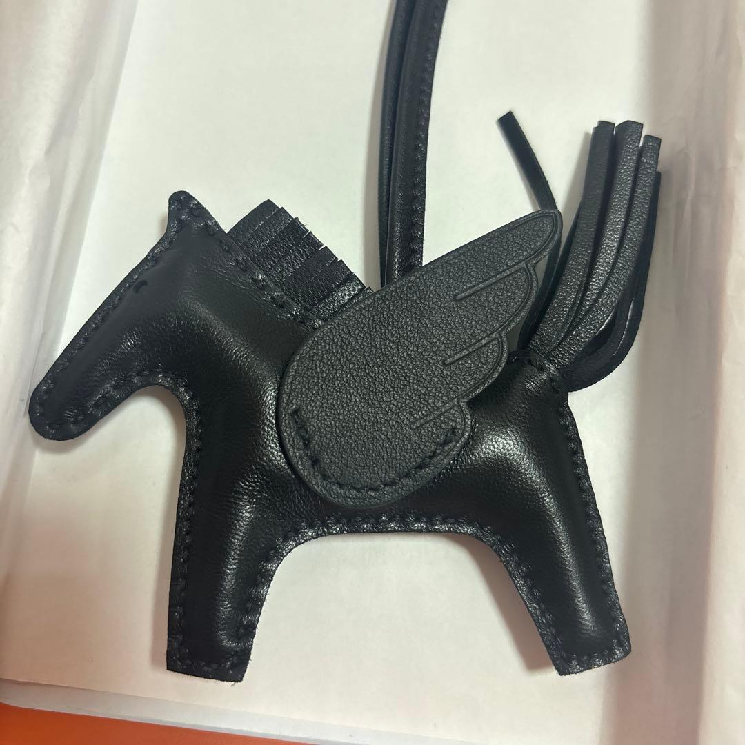 HERMES ペガサスチャーム ソーブラック PM 新品未使用