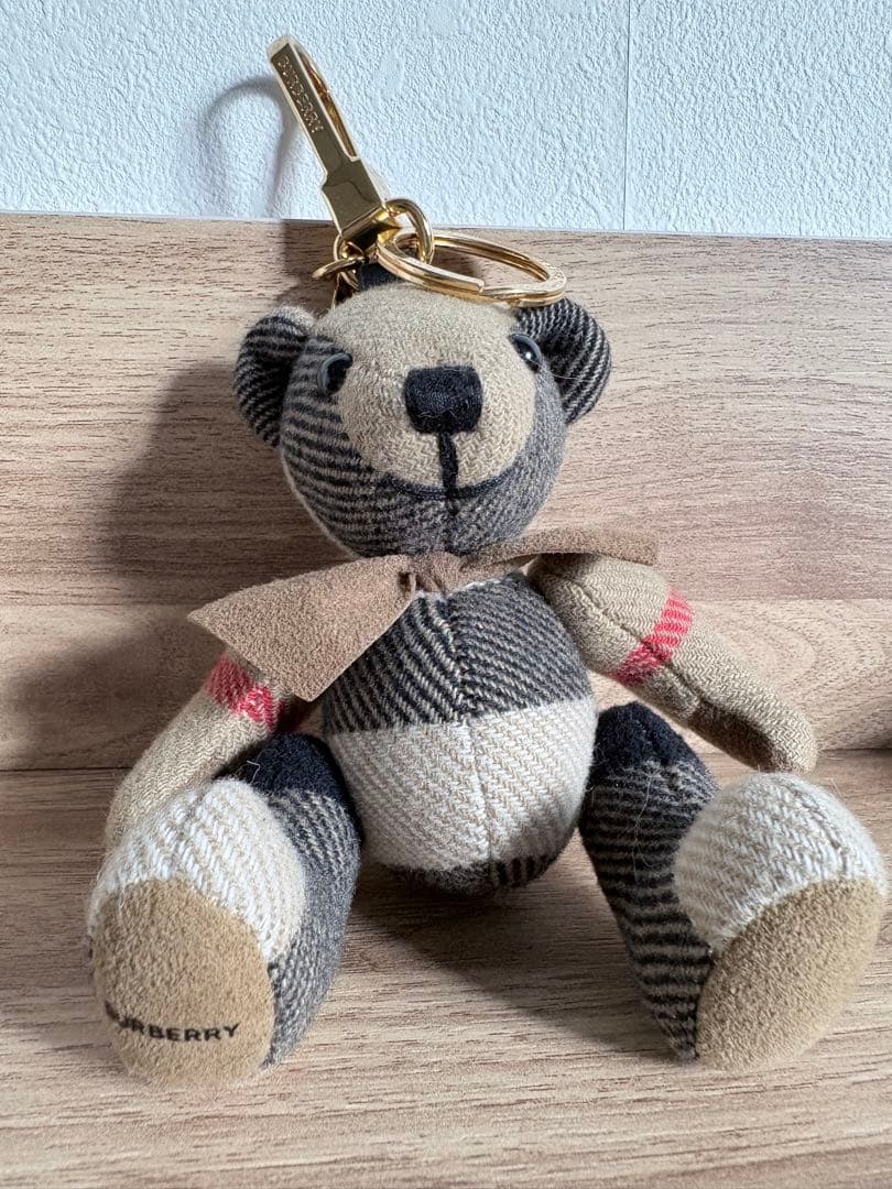 ゆりりBurberry チェック柄クマキーホルダー