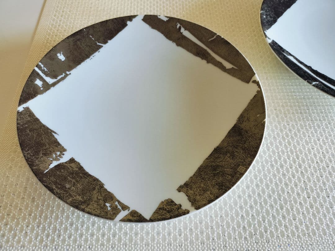 幾何学模様の皿 2枚セット 直径25cm　ベルナルド　フランス製