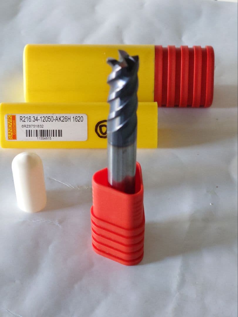 SANDVIKΦ12×26×100　4枚刃　超硬エンドミル