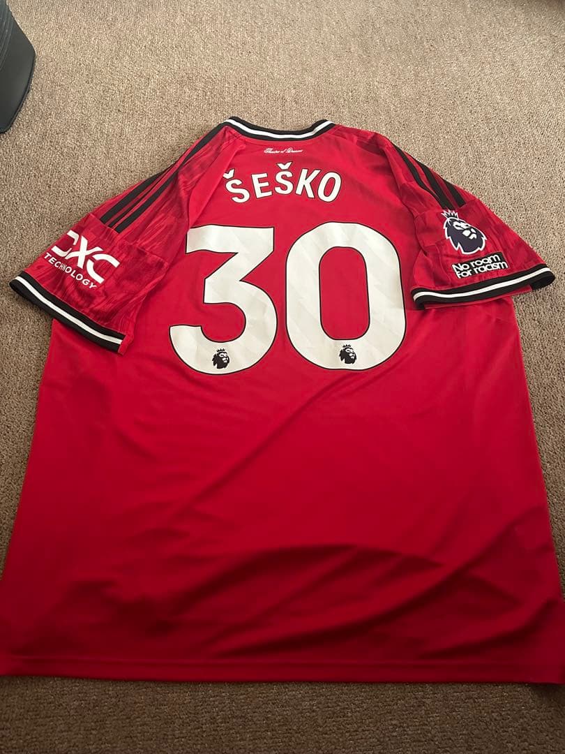 マンチェスターユナイテッド　25-26レプリカユニフォーム　シェシュコ　30