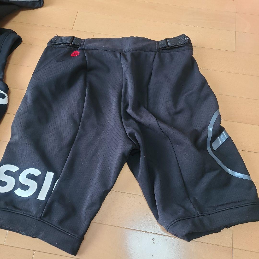 ロシニョール フード付きベスト ハーフパンツセット