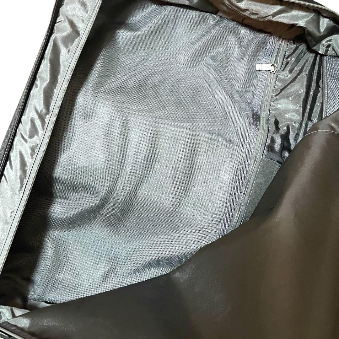 希少　トゥミ　キャリー バッグ　22030D4 ガーメント キャスター付き