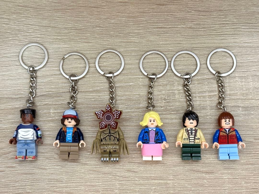 ストレンジャーシングス 未知の世界 ミニフィグ キーホルダー 6体セット
