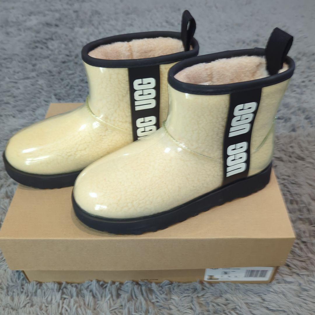 未使用　UGG 22cm　レインブーツ　スノーブーツ