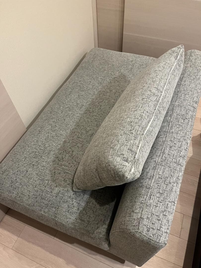 【新品半額・引き取り限定】定価10万円→4.5万円！関家具カウチソファレイモンズ