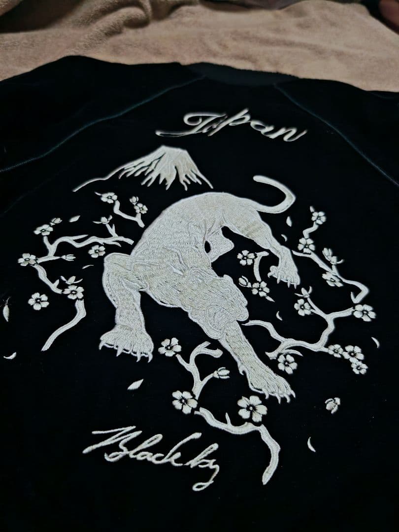 Black Vanquish ２面用日本限定虎 別珍 スカジャン unisex