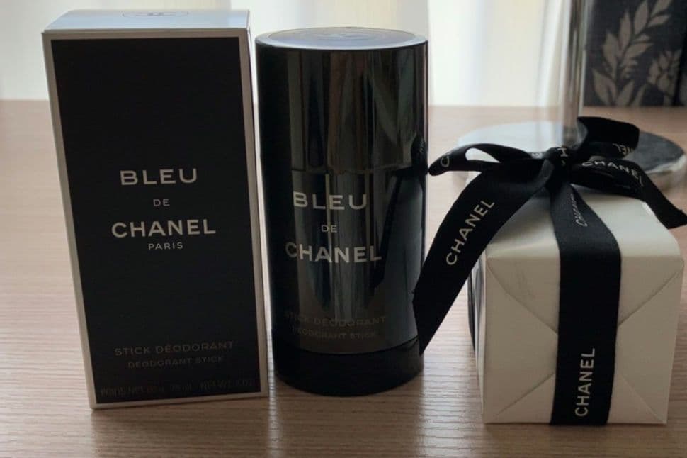 海外限定 デオドラントスティック blue de chanel