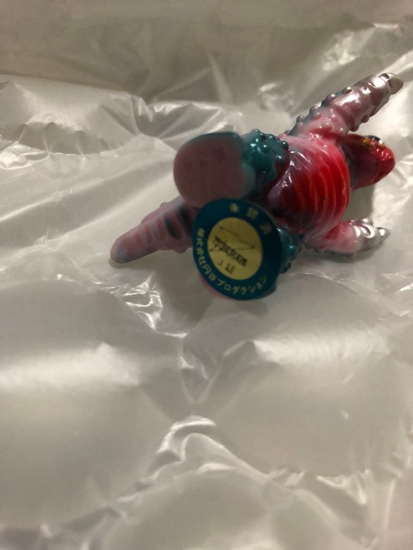 ぶたのはな じゃんけんバトルシリーズ キングマイマイ オファー 幼虫 ピンク成型