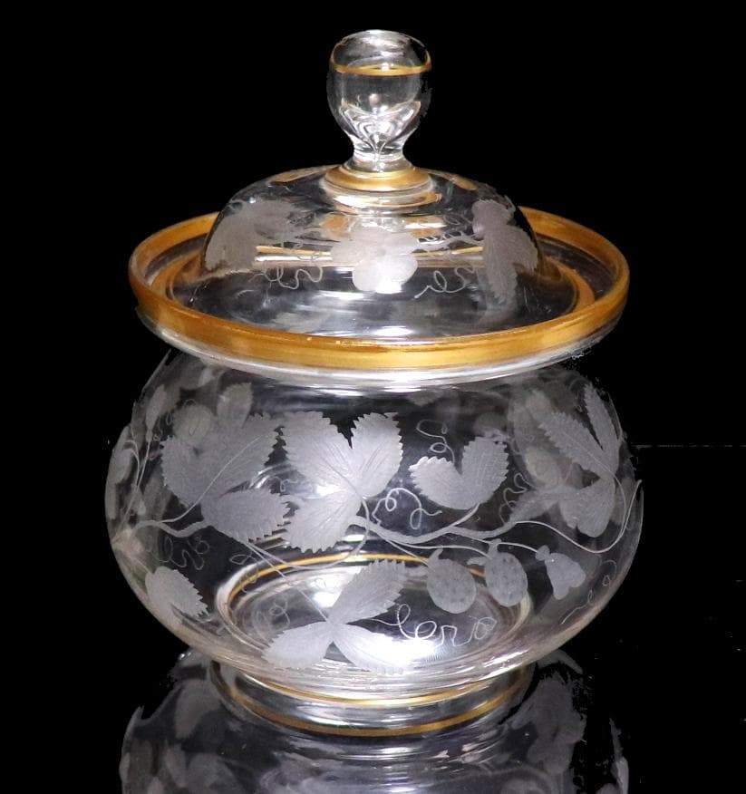 オールド・バカラ 金彩 蓋物 1900年頃 グラヴュール アンティーク 草花文