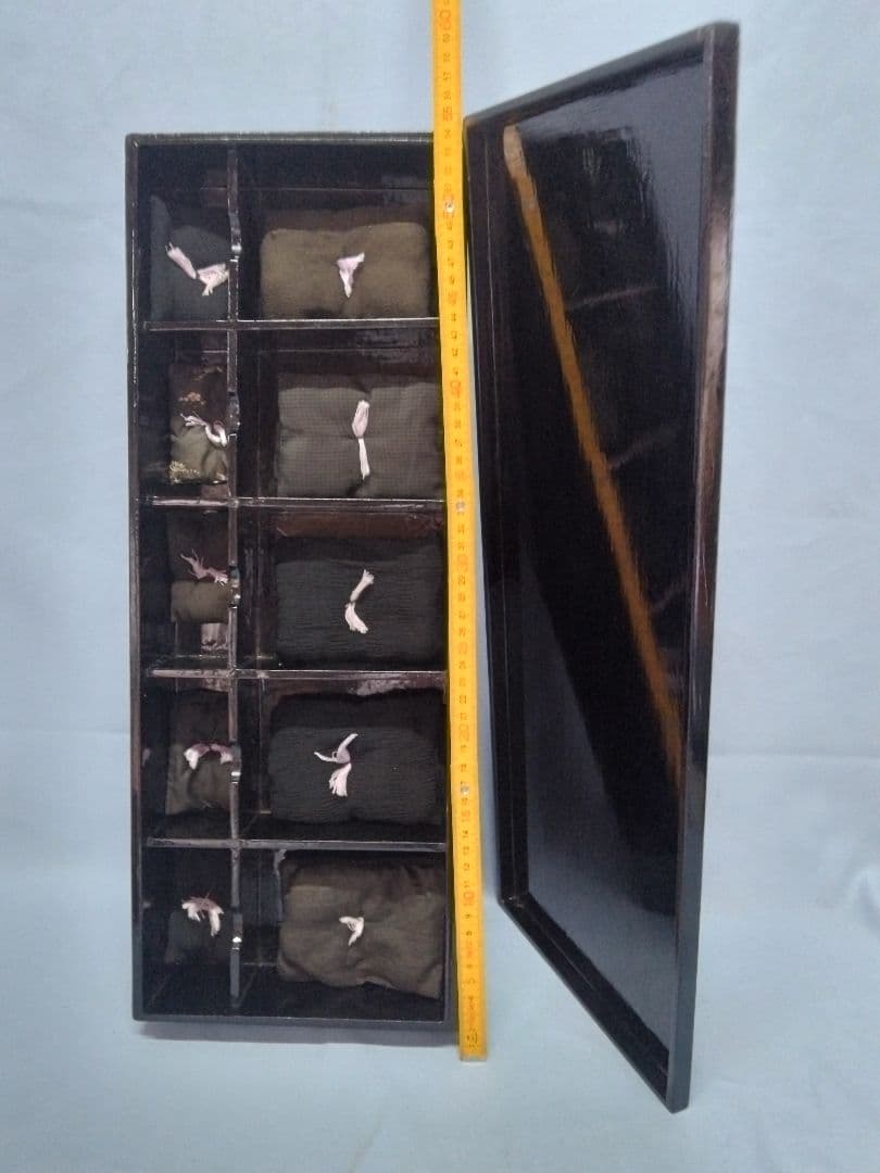 印籠　印籠箱　骨董品　５点入り