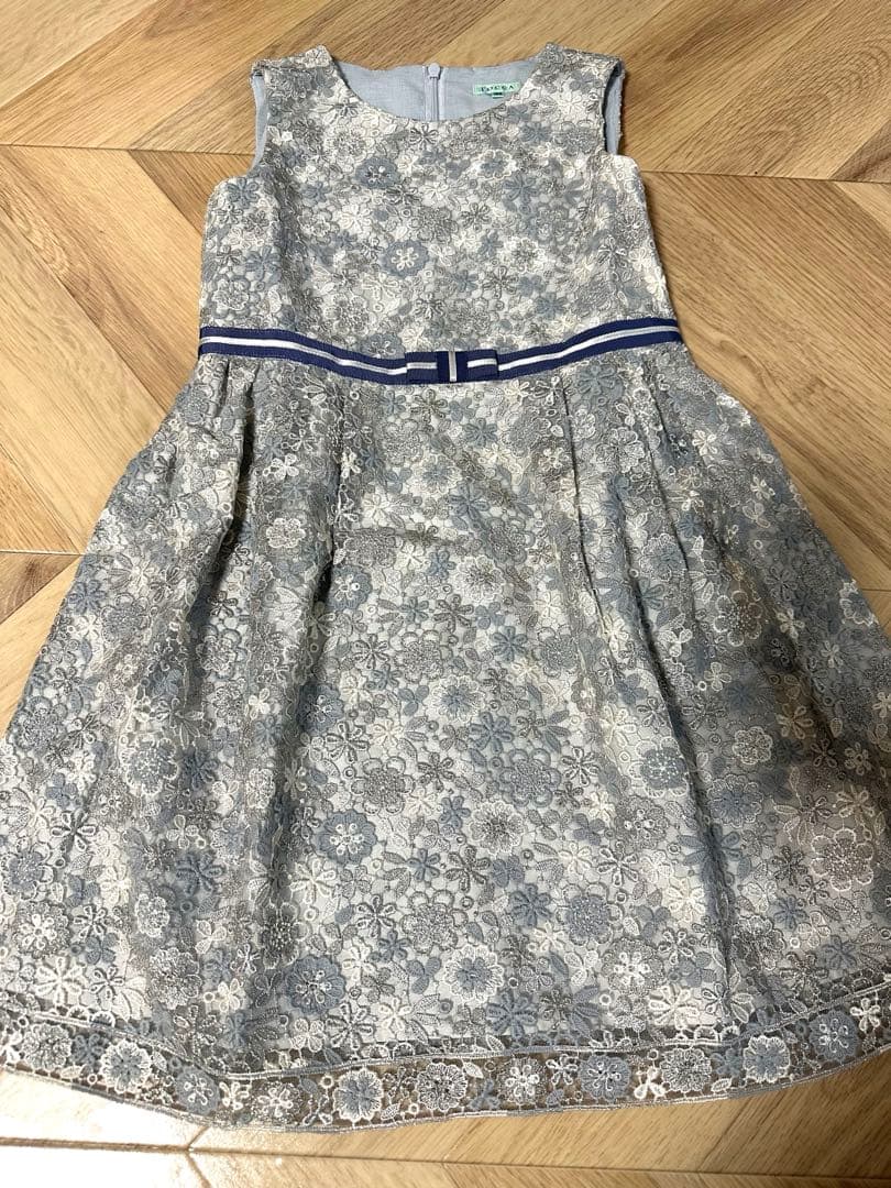 TOCCA キッズ　花柄レースワンピース　ブルー　グレー　ラメ糸　120