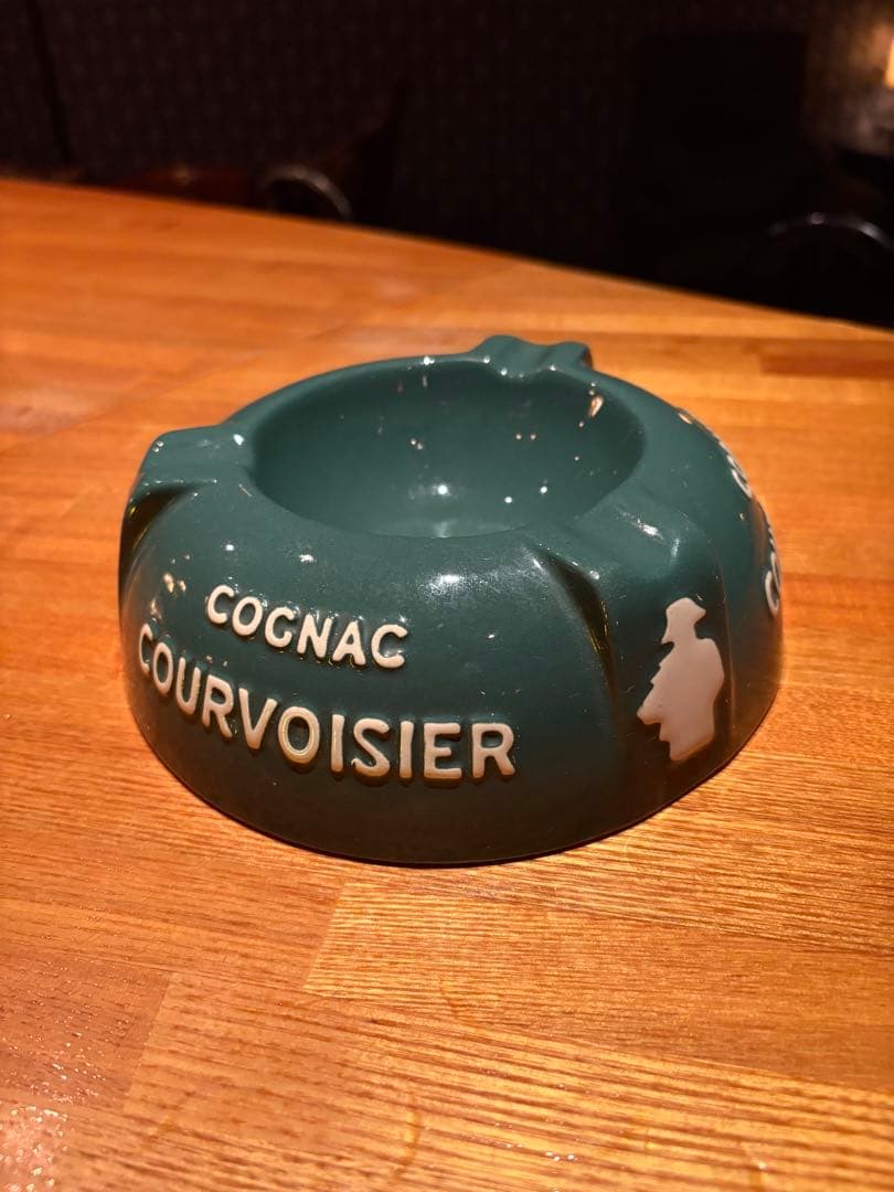 ウイスキー　コニャック　灰皿