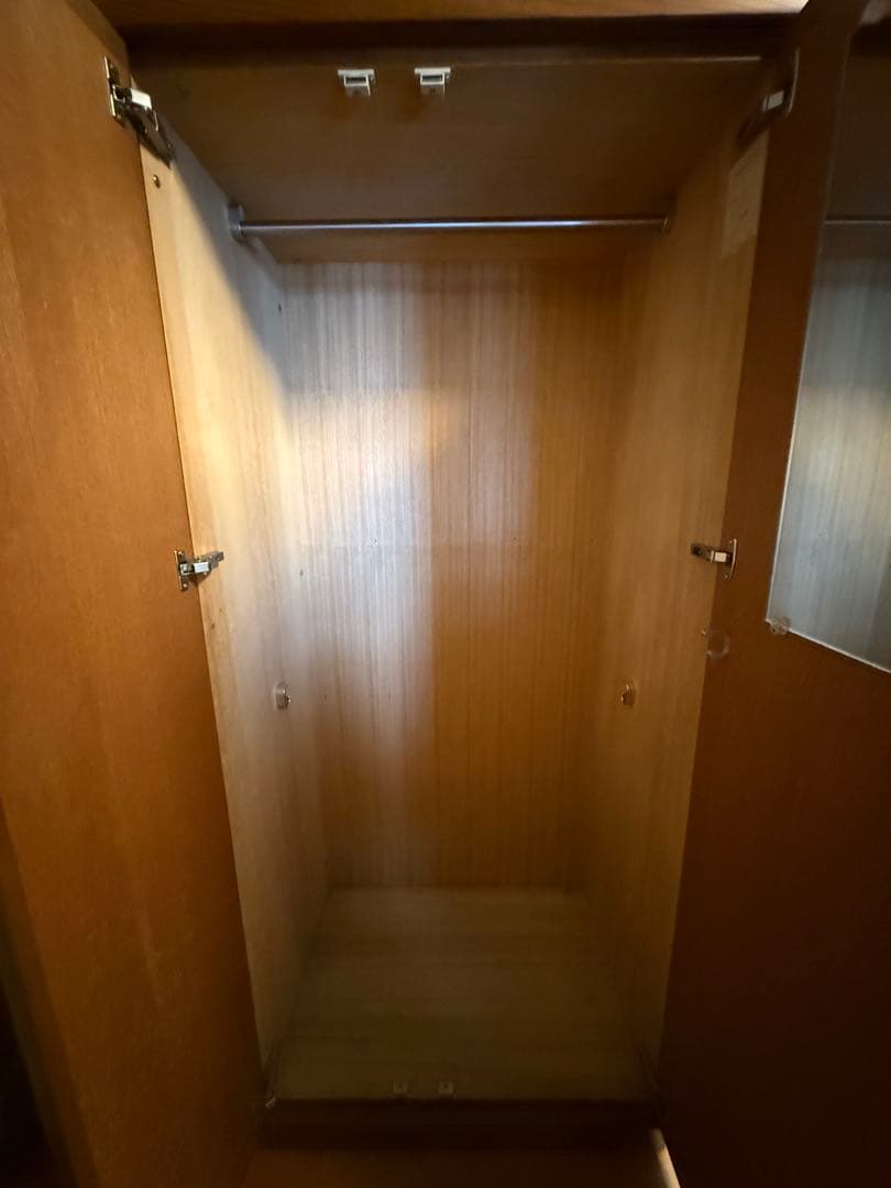 洋服タンス　収納