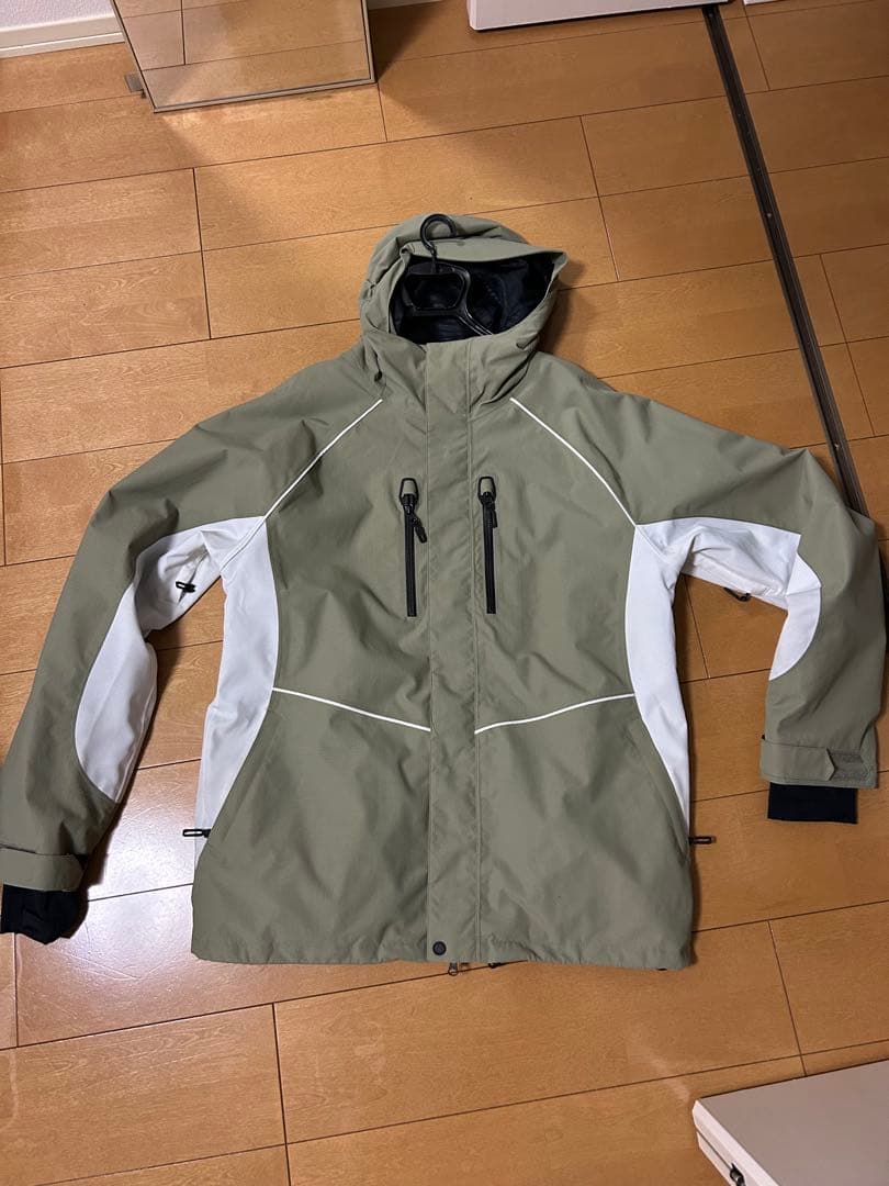 VOLCOM スノーボードウェア Lサイズ オリーブグリーン
