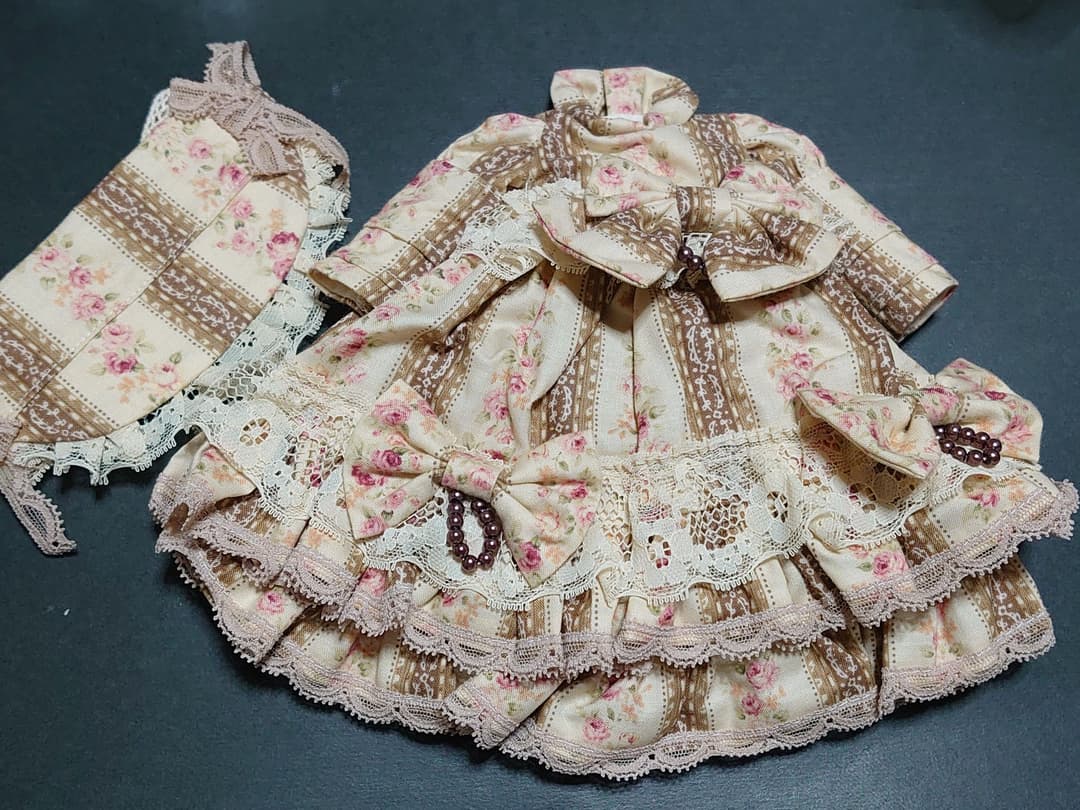 幼SD衣装★ 薔薇と紅茶染めレースのドレス