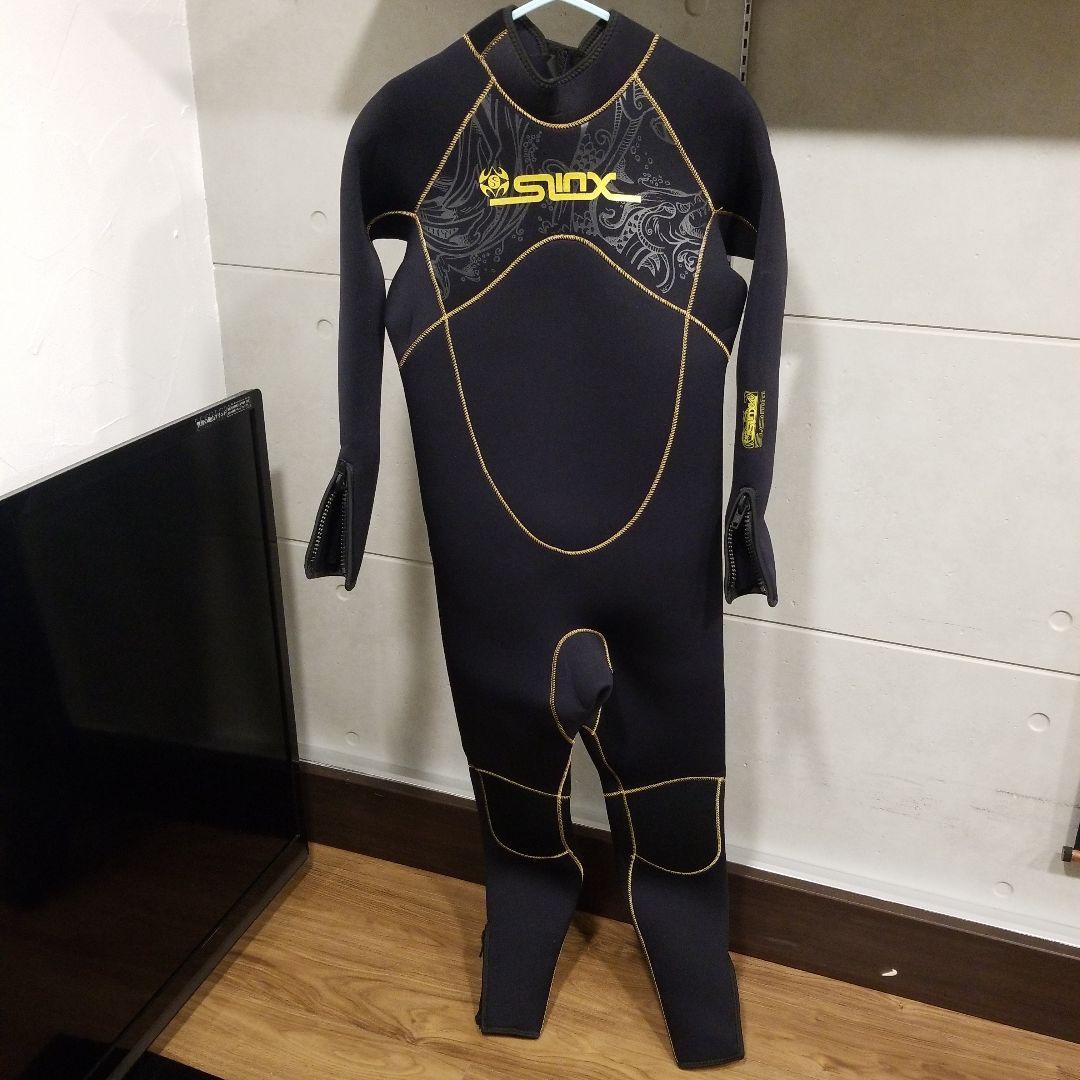 新品、未使用　MORGEN SKY セミドライスーツ 5mmMサイズ