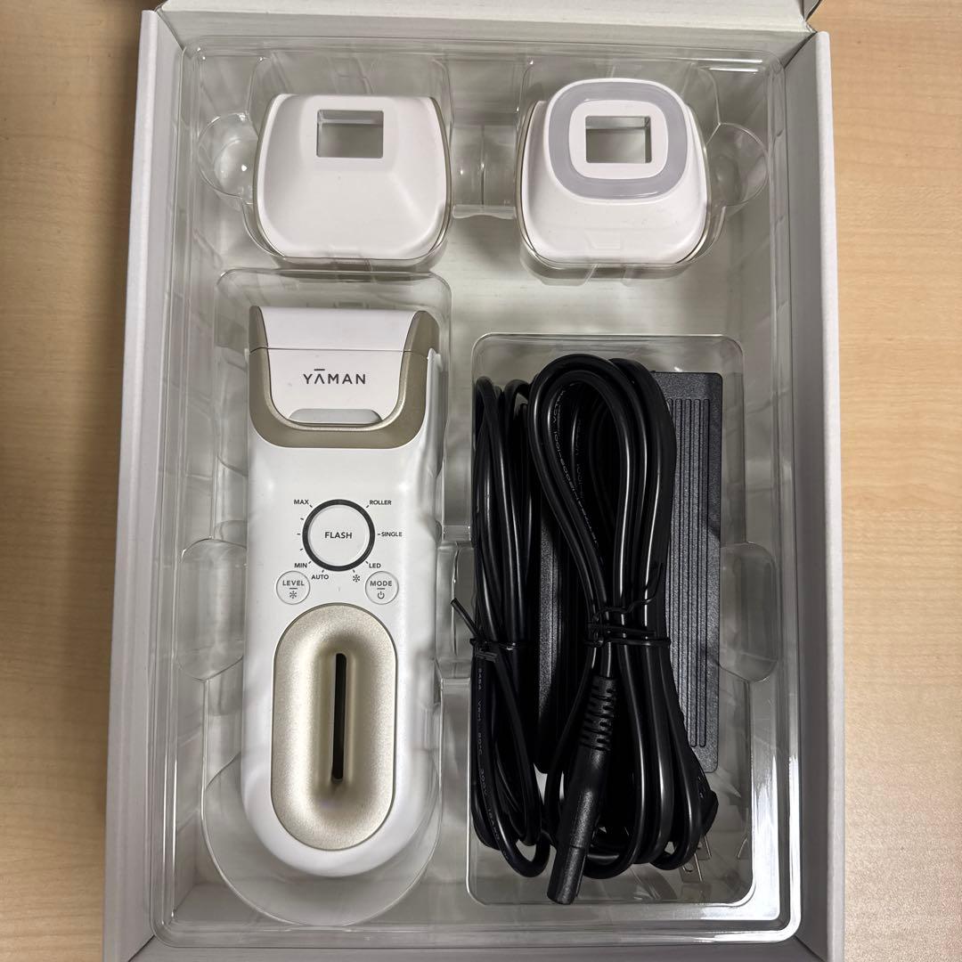 ヤーマン　光脱毛器　レイボーテクールプロ