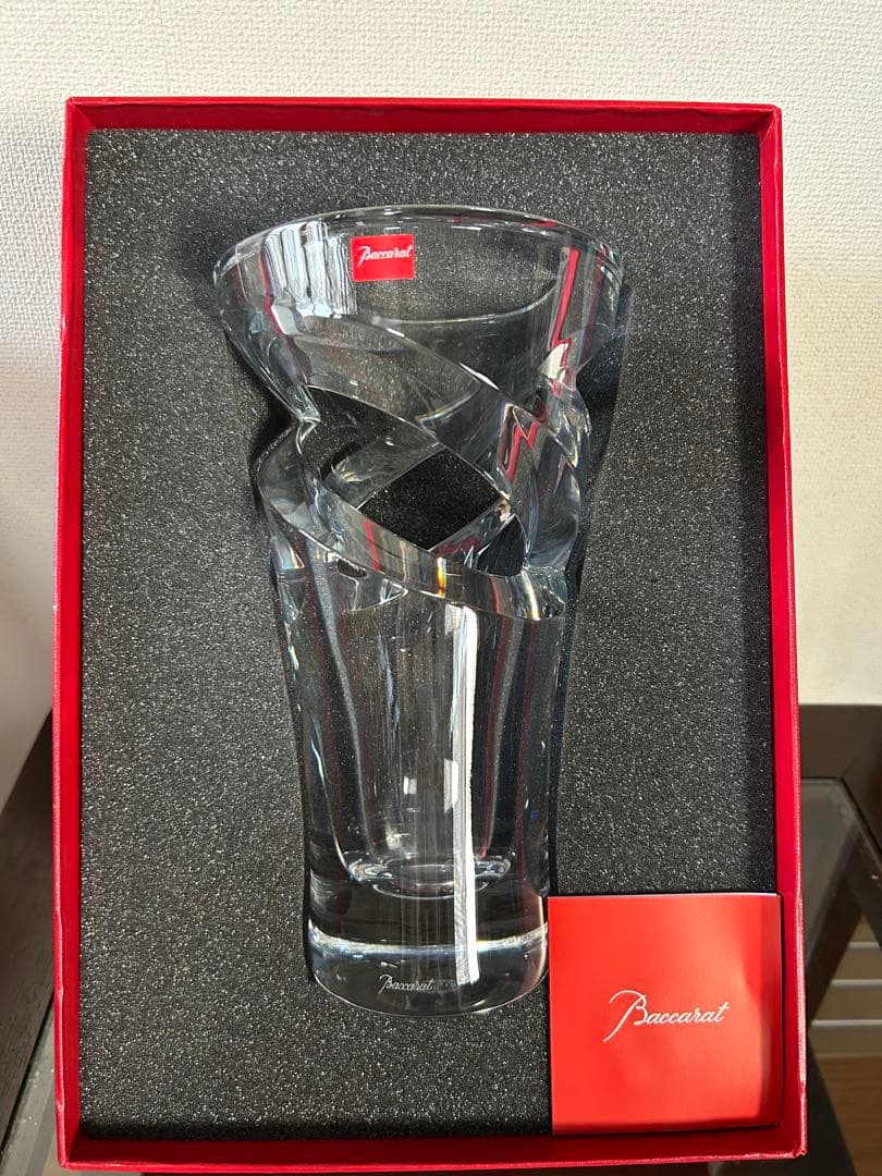 [未使用品]Baccarat (バカラ)トルネード　ベース　クリスタル　花瓶