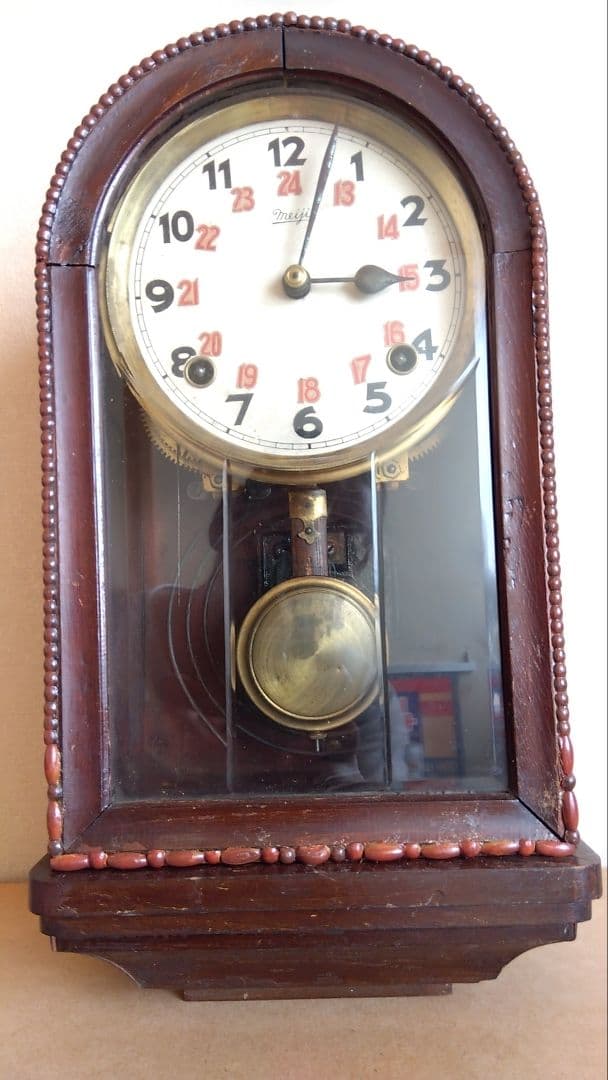 小型ゼンマイ掛け時計