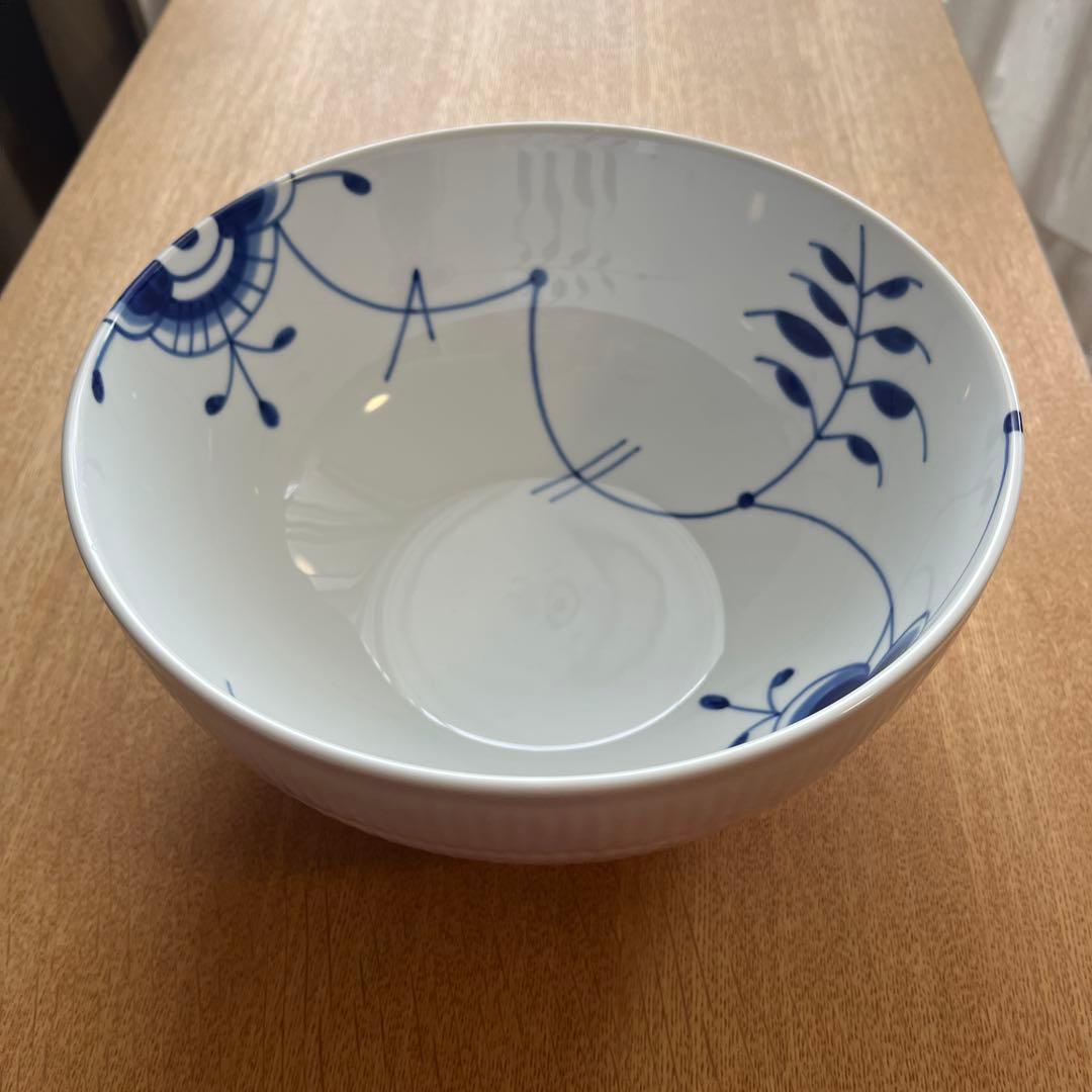 ロイヤルコペンハーゲン⭐️ブルーフルーテッドメガボウル24センチ