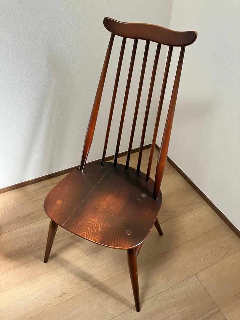 アンティークチェアー