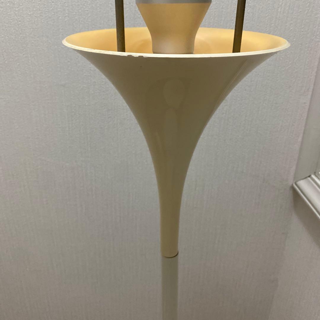 【みけ】ルイスポールセン　Panthella 乳白アクリル　フロアスタンド