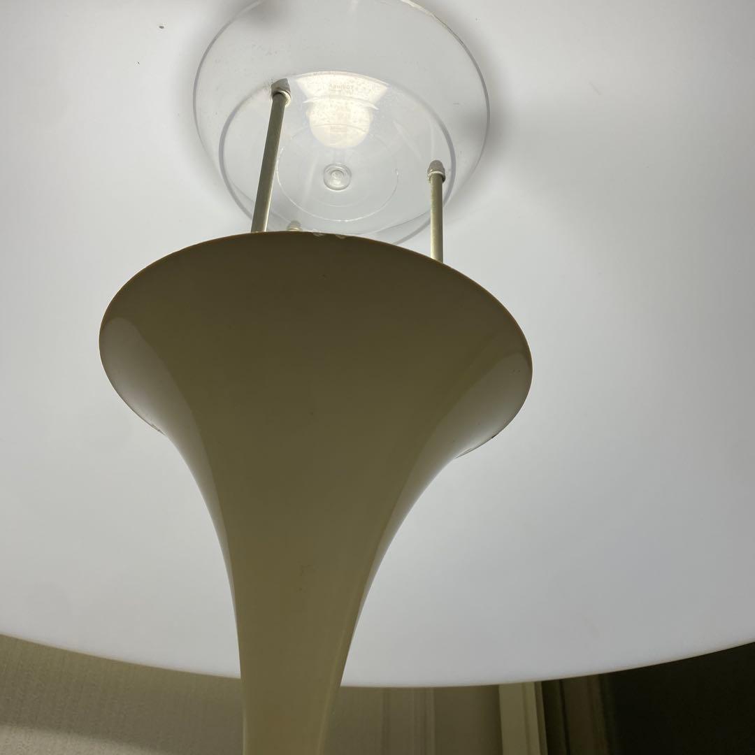 【みけ】ルイスポールセン　Panthella 乳白アクリル　フロアスタンド