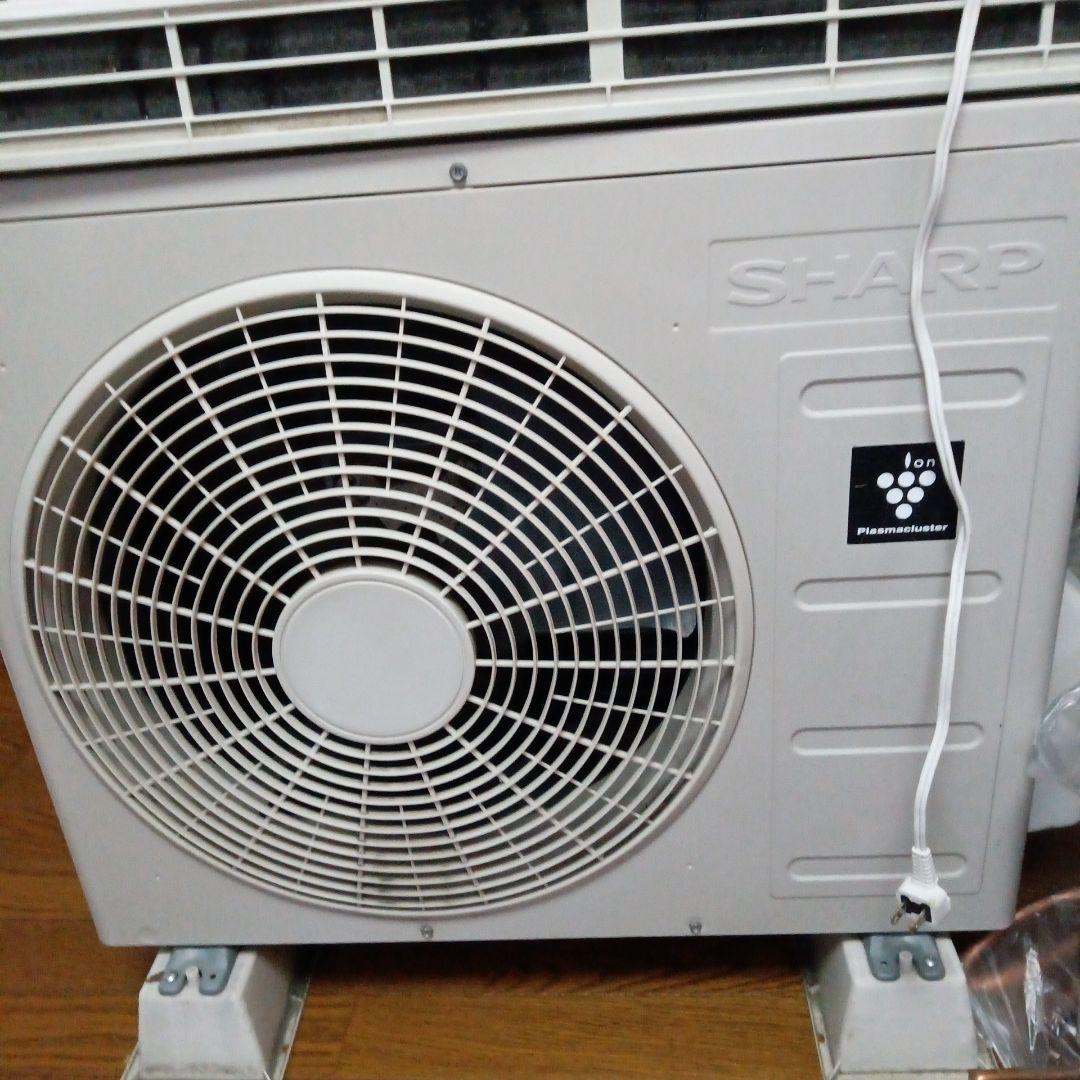 自己紹介必読☆さま‼️SHARP エアコン室外機