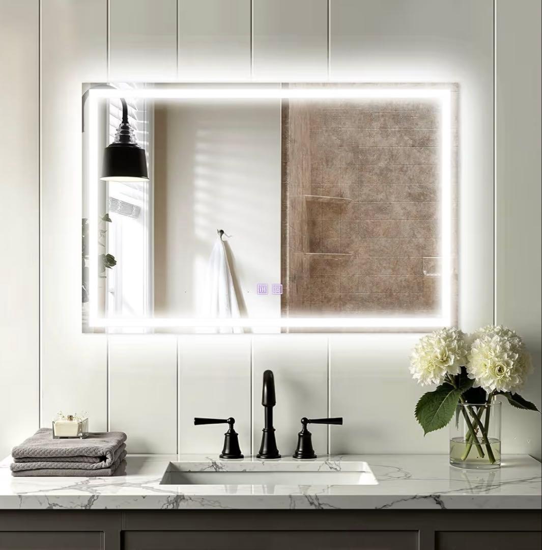 お洒落なLEDミラー⭐️鏡 LEDライト 壁掛け 洗面 省エネ モダンインテリア❣️