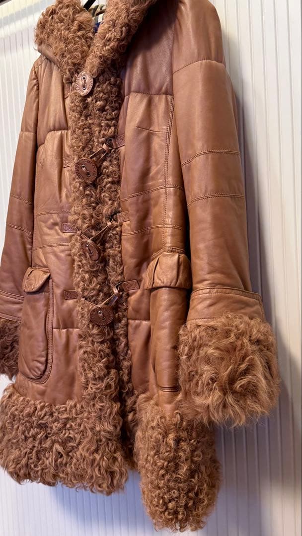 ジンジャー　　バーバリーブルーレーベル　羊皮コート38 ラム