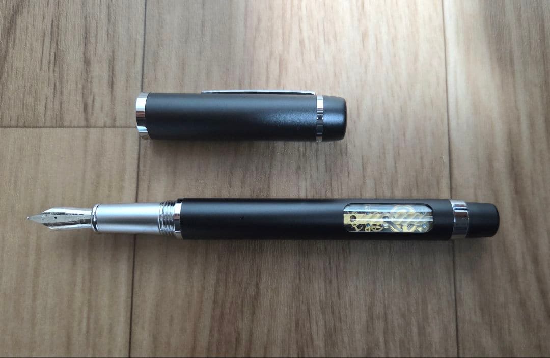 希少 手巻き時計付き万年筆