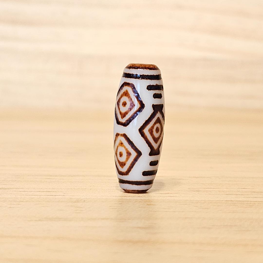 龍眼天珠 白玉髄龍眼 【極希少】ルチルブレスレット