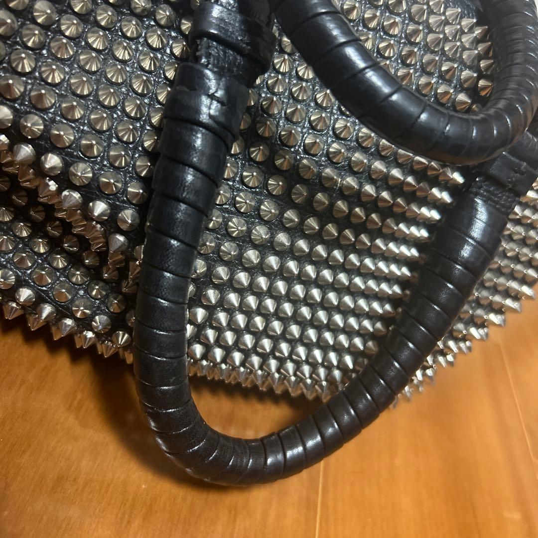 美品　ルブタン　スタッズボストンバッグ黒