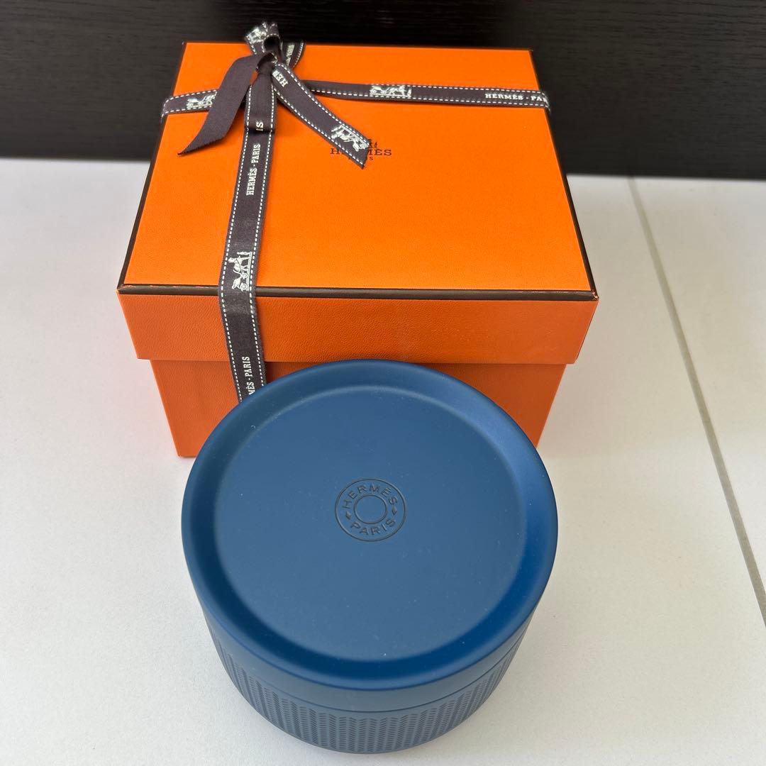 HERMES ダークブルー 蓋付き収納トレイ